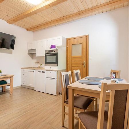 Apartamenty Stodola Jezierzany Dış mekan fotoğraf