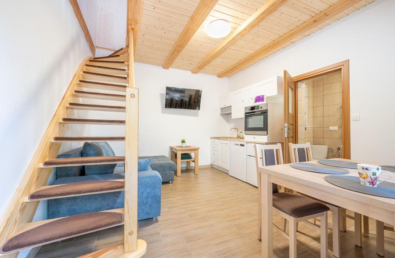 Apartamenty Stodola Jezierzany Dış mekan fotoğraf